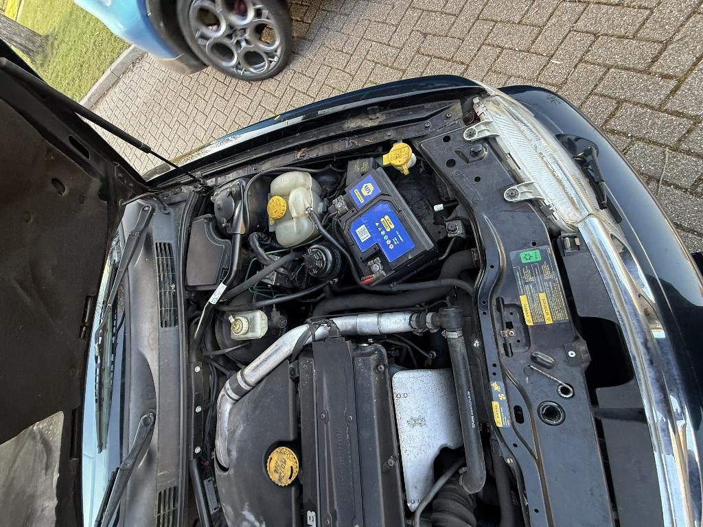 Saab 9-3 2.0 T Coupe 2000 Zwart, Auto's, Stof, Metallic lak, 4 cilinders, 1290 kg