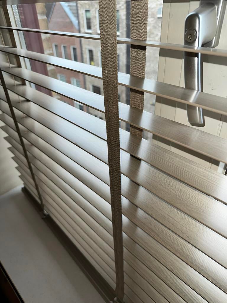 Luxaflex Houten Jaloezieën taupe - 180x120cm - 5cm Lamellen, Ophalen, Gebruikt, 100 tot 150 cm, Bruin