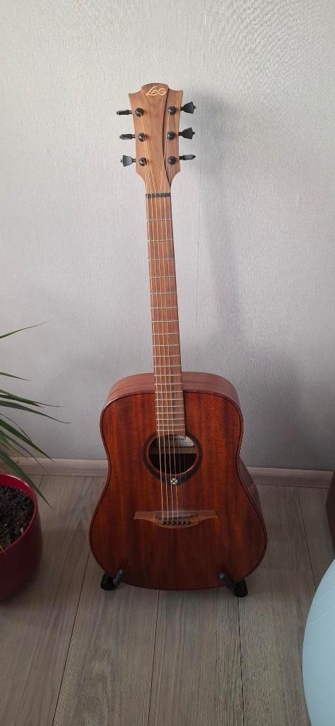 akoestische gitaar, Muziek en Instrumenten, Snaarinstrumenten | Gitaren | Akoestisch, Zo goed als nieuw, Western- of Steelstringgitaar