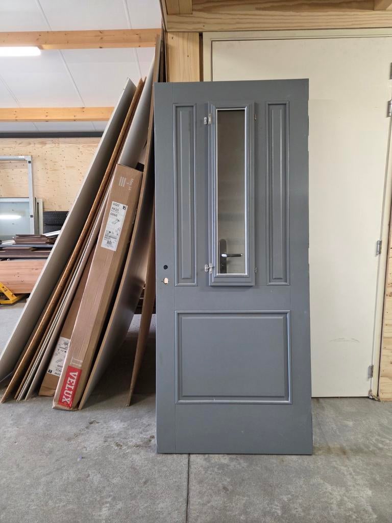 Houten nieuwe voordeur 2115x880mm, Doe-het-zelf en Verbouw, Deuren en Horren, Ophalen