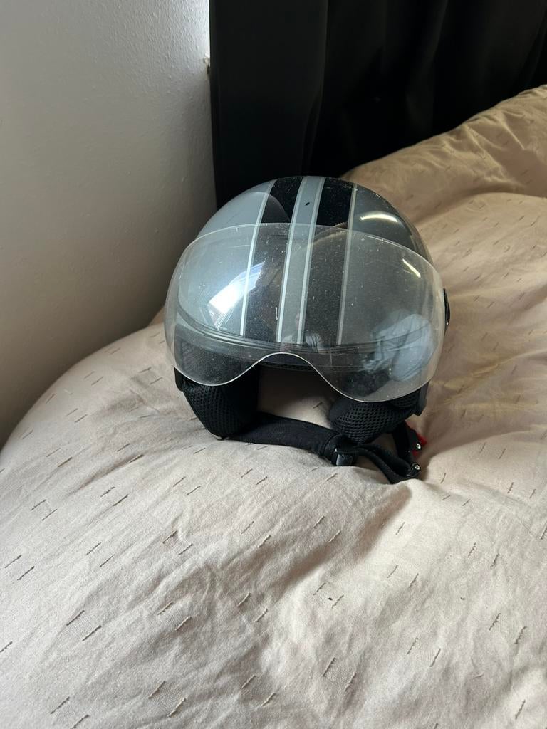 Scooterhelm niet vaak gedragen, Ophalen, Zo goed als nieuw