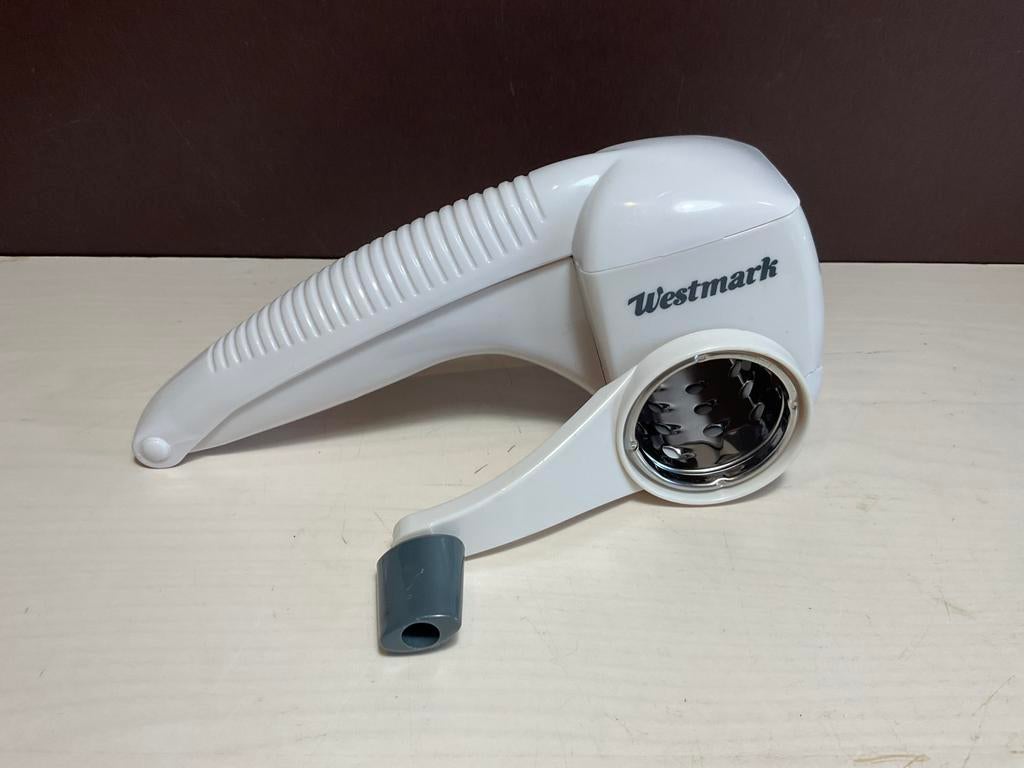 Westmark kaasmolen groentemolen, Huis en Inrichting, Ophalen of Verzenden, Zo goed als nieuw