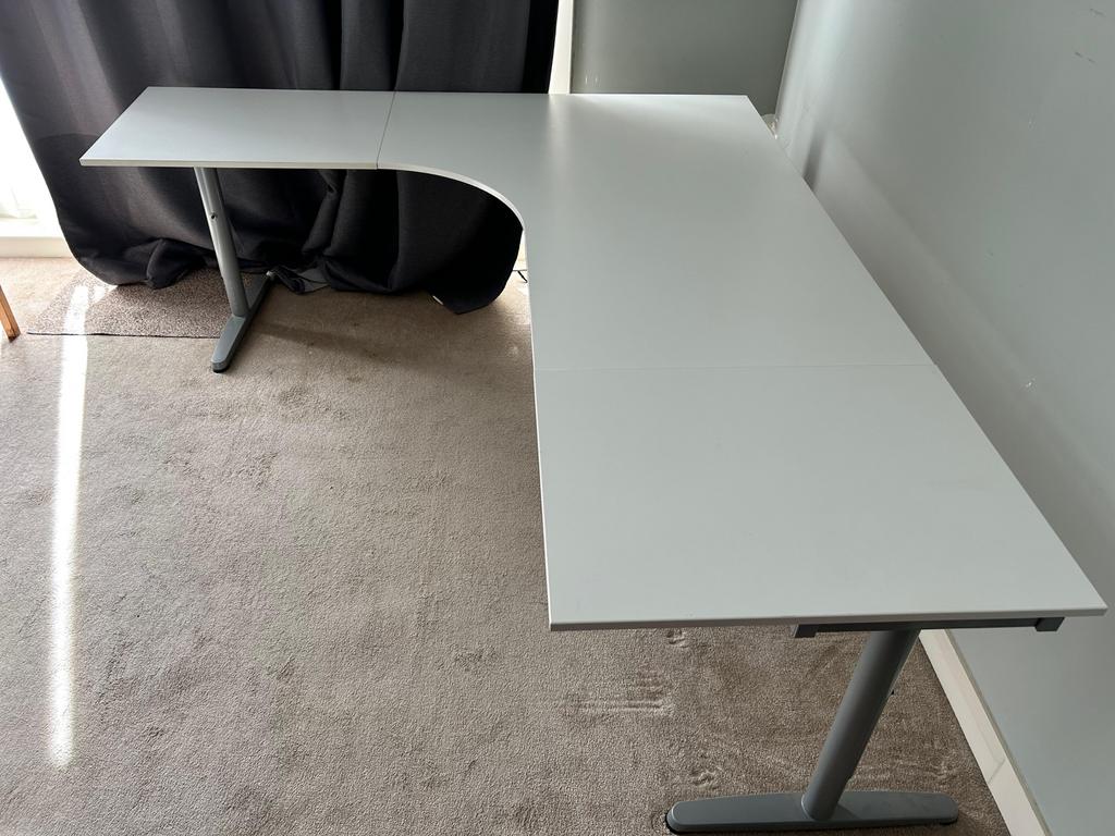 IKEA Galant bureau met ladenblok, in hoogte verstelbaar, Ophalen, Spaanplaat of MDF, Hoekbureau, In hoogte verstelbaar