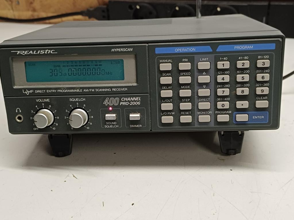 Realistic 20-9145 Pro-2006 Scanner 400 kanalen am/fm, Telecommunicatie, Scanners, Ophalen of Verzenden, Gebruikt, 200 tot 500 kanalen