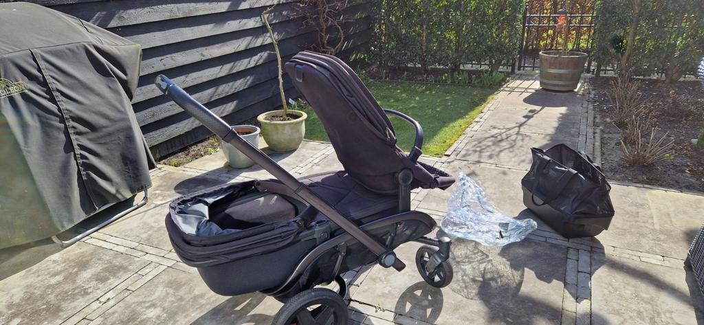 Duo kinderwagen zwart van het merk Quinny, Ophalen, Zo goed als nieuw, Quinny
