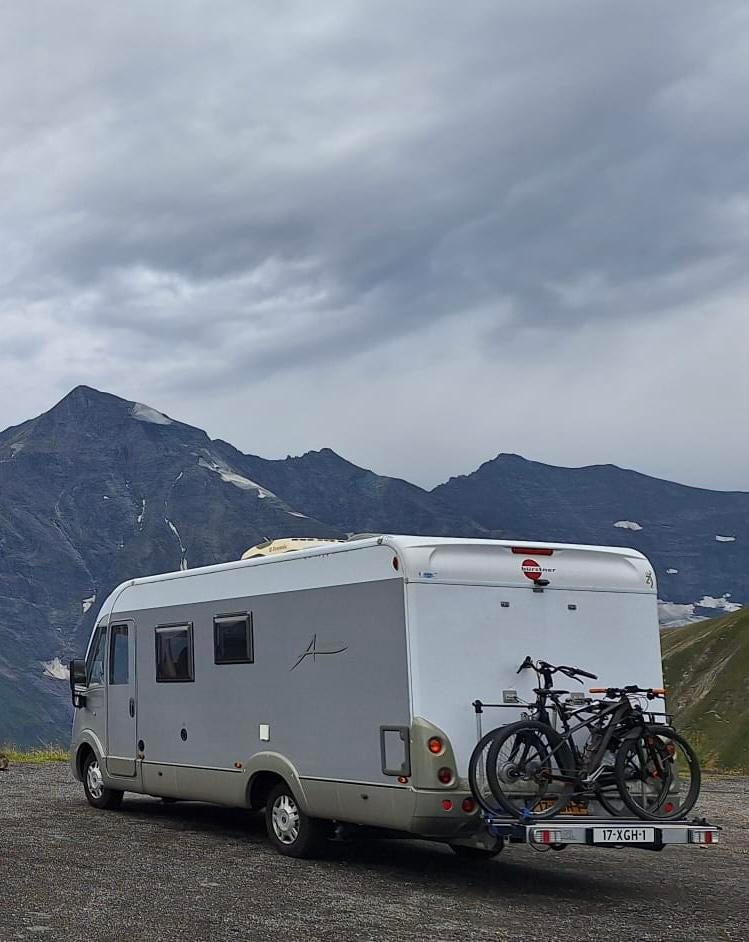 Burstner Aviano i684 Levelsysteem; NW APK Gezinscamper Mooi!, Caravans en Kamperen, Campers, Integraal, Ringverwarming, Fiat, Gaslek-detector