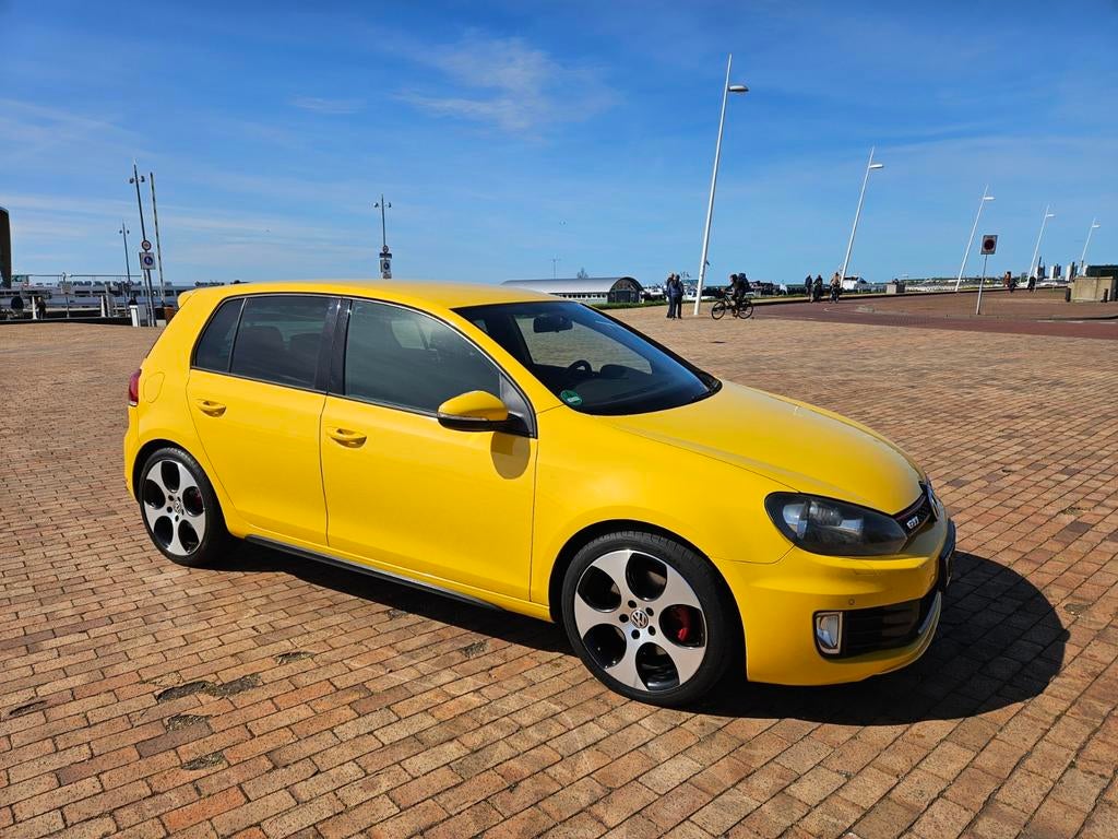 Volkswagen Golf 2.0 GTI 211PK COLOR CONCEPT 2012, Voorwielaandrijving, Stof, 1984 cc, 14 km/l