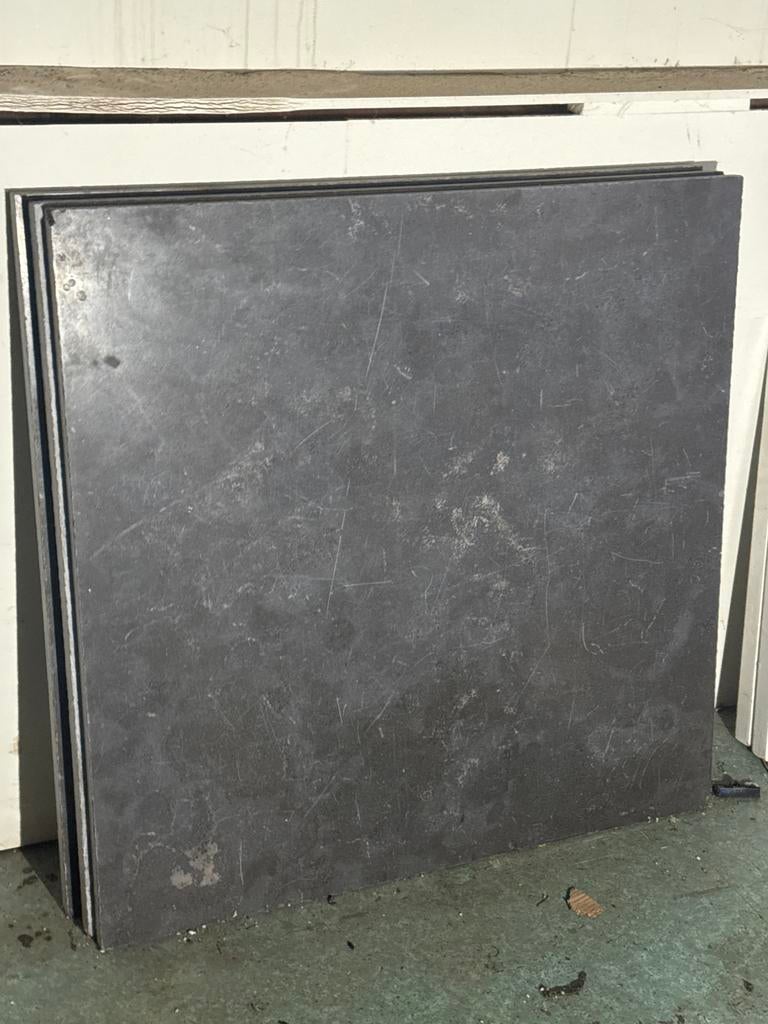 3 Natuursteen platen 100x100x3cm - Grijs, Gebruikt, Overige typen, Ophalen of Verzenden, Minder dan 5 m²