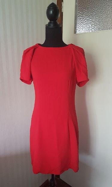 Sexy Zara jurk rood met pofmouwen M 36 38 rekt mee, zgan., Maat 38/40 (M), Verzenden, Zara, Zo goed als nieuw