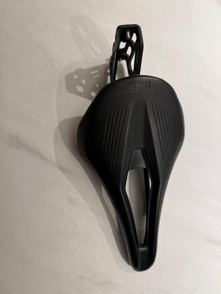 Fizik Vento wielrenzadel incl. Vision Trimax Mount, Fietsen en Brommers, Fietsonderdelen, Gebruikt, Racefiets, Ophalen of Verzenden