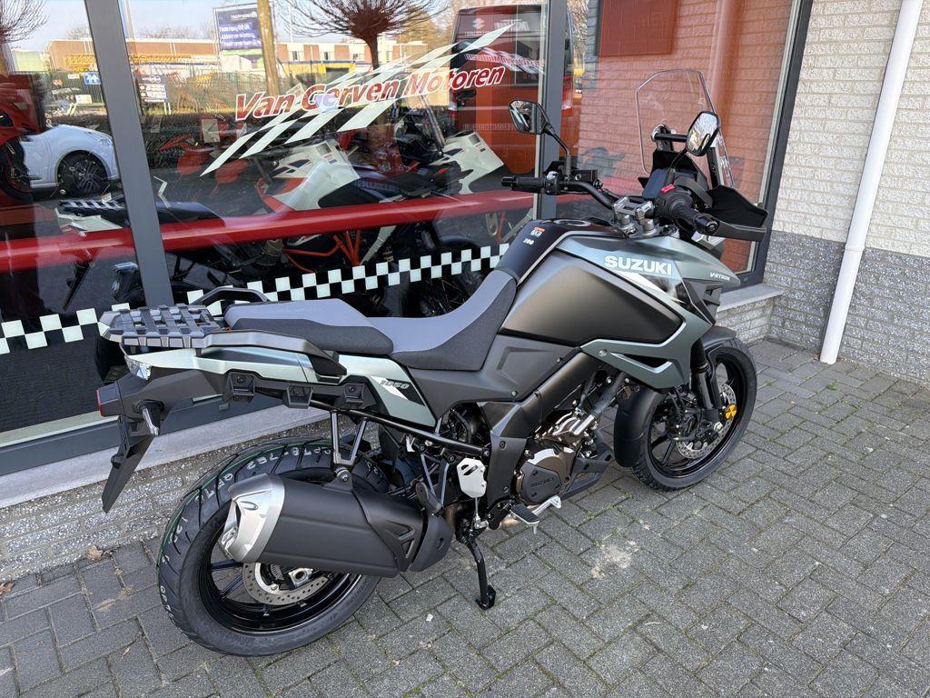 SUZUKI V-STROM 1050 2026 - foto 3