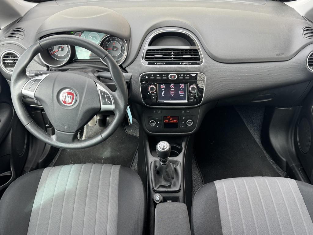 Fiat Punto Evo 0.9 TwinAir Sempre | Navigatie | Cruise Contr, Gebruikt, Met garantie (alle), Origineel Nederlands, Bedrijf
