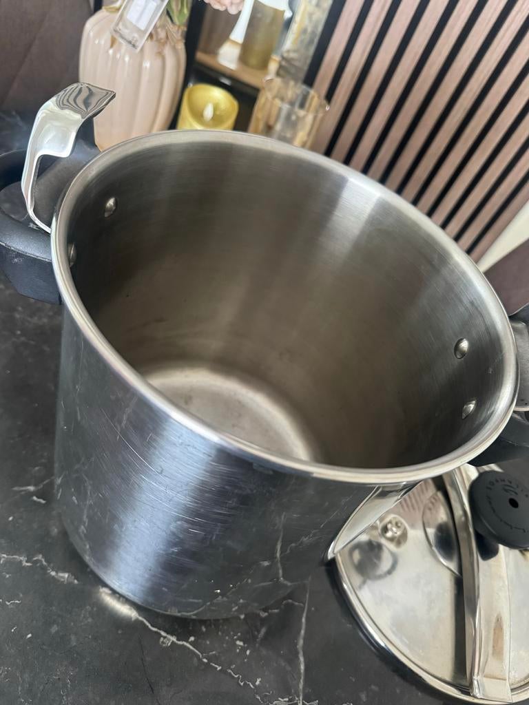 Silampos snelkookpan, Ophalen of Verzenden, Zo goed als nieuw, Rvs, Kookpan of Snelkookpan