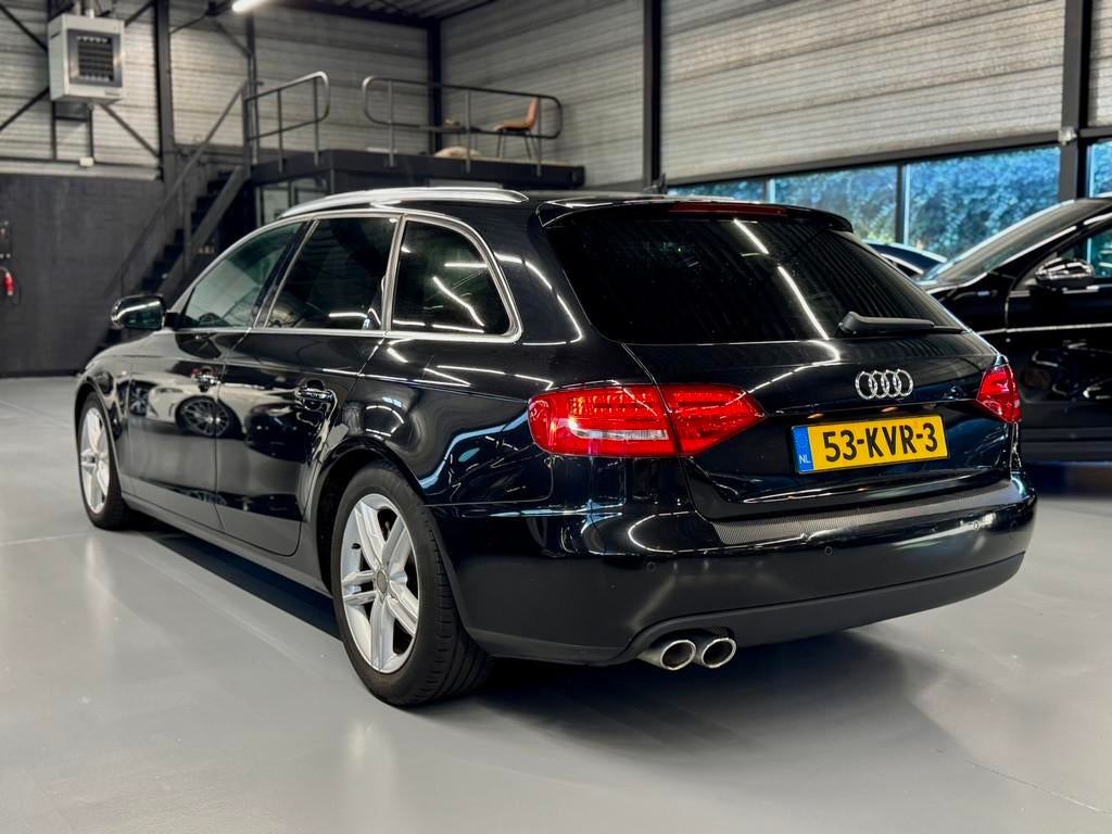 Audi A4 Avant 2.0 TDI S-line edition 2010, Auto's, Euro 5, Gebruikt, Zwart, Origineel Nederlands