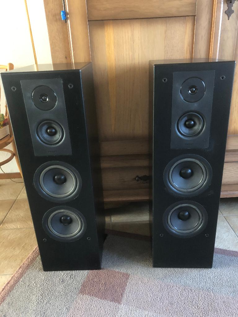 Te Koop: In top staat, Philips FB820, FB840 luidsprekers., Ophalen, Philips, Zo goed als nieuw, 120 watt of meer