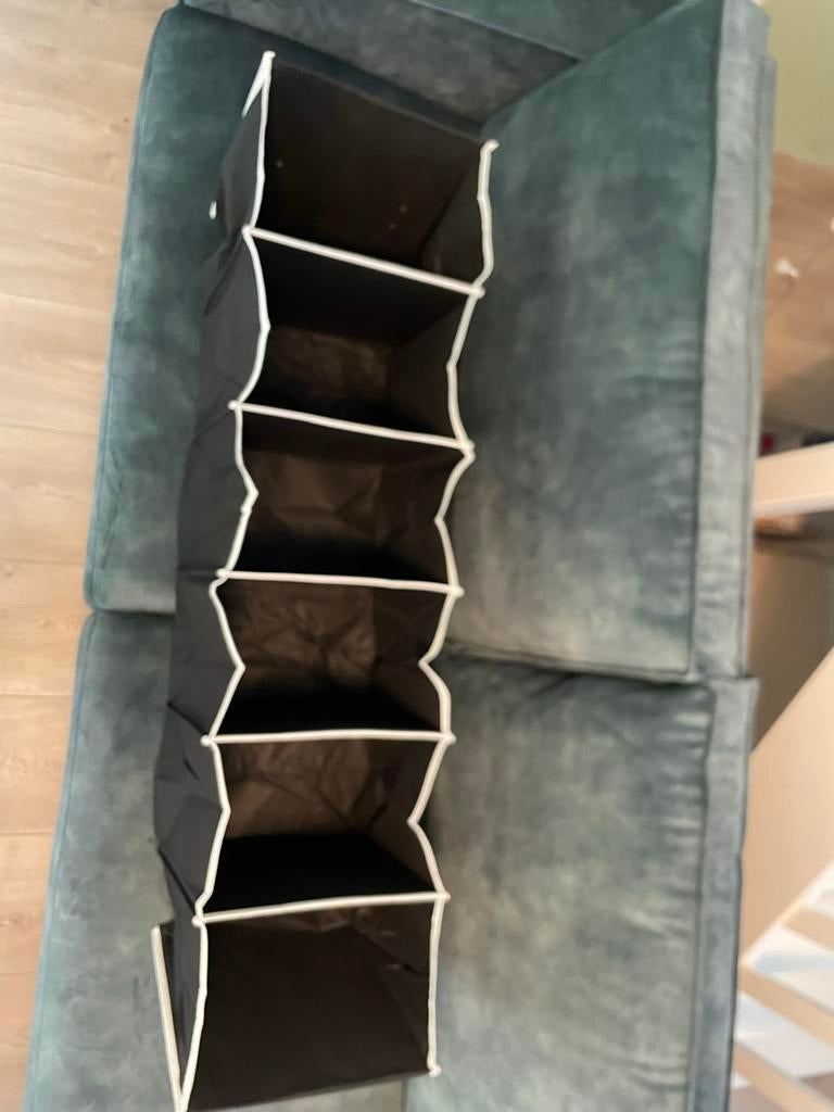 Hangende Opberger voor Kledingkast - Zwart, Met plank(en), Gebruikt, 100 tot 150 cm, Ophalen of Verzenden