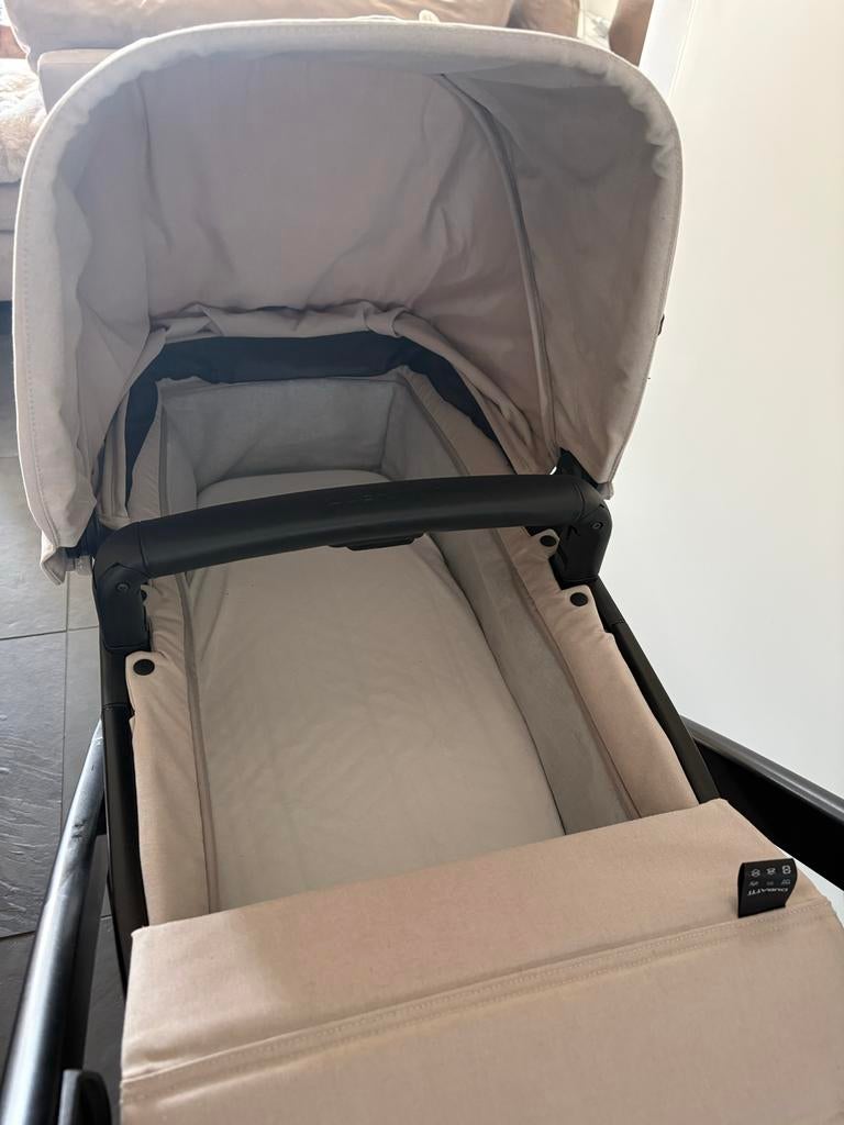 Dubatti two kinderwagen, Kinderen en Baby's, Kinderwagens en Combinaties, Gebruikt, Met reiswieg, Ophalen, Kinderwagen