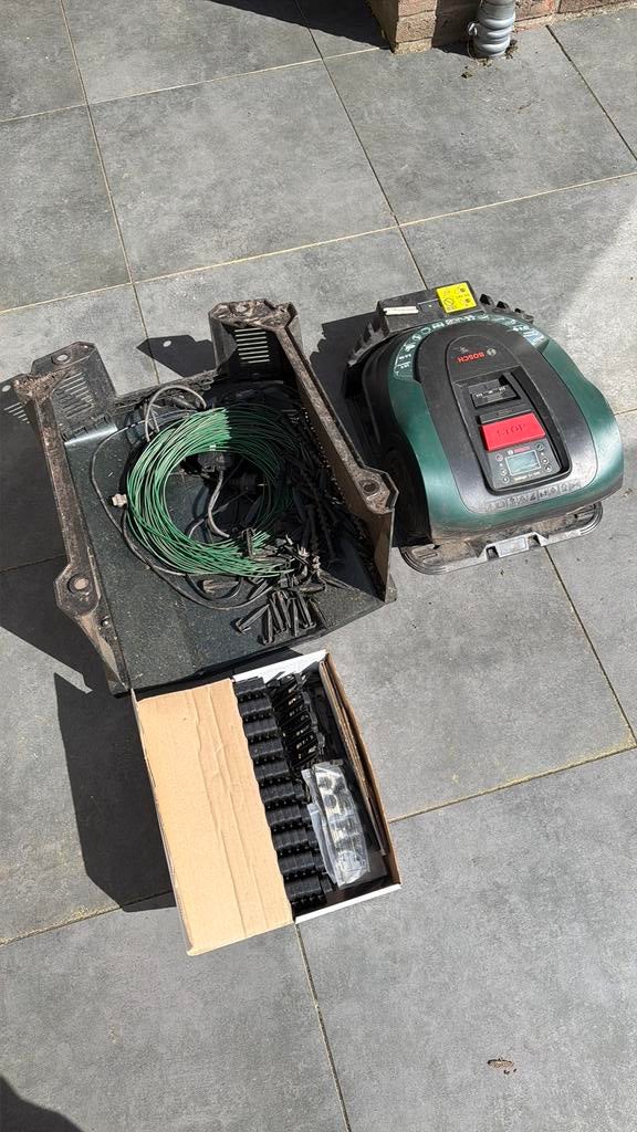 Bosch Indigo +500 robotgrasmaaier, Ophalen, Gebruikt, 20 tot 25 cm, Bestuurbaar via app
