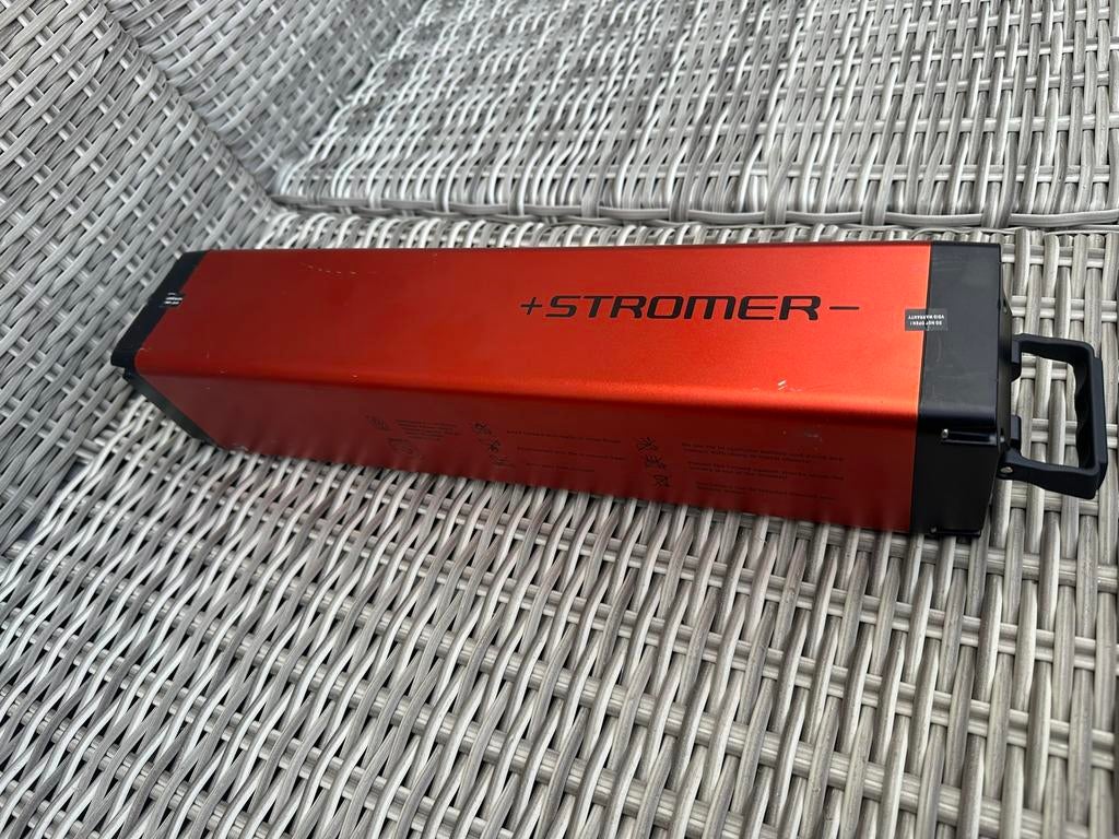 Weinig gebruikte Stromer ST7 accu rood 1440 WH 30AH, Ophalen, Zo goed als nieuw