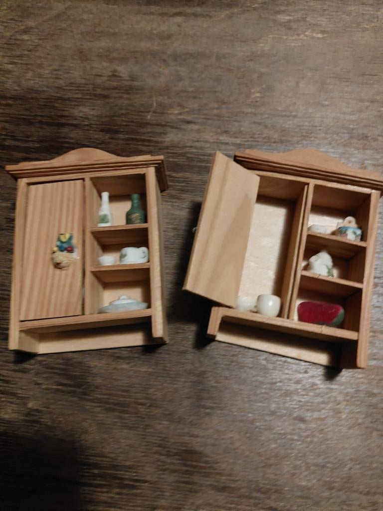 Miniatuur porseleinen kastjes - 10x7 cm, Overige merken, 1:50 of kleiner, Overige typen, Nieuw