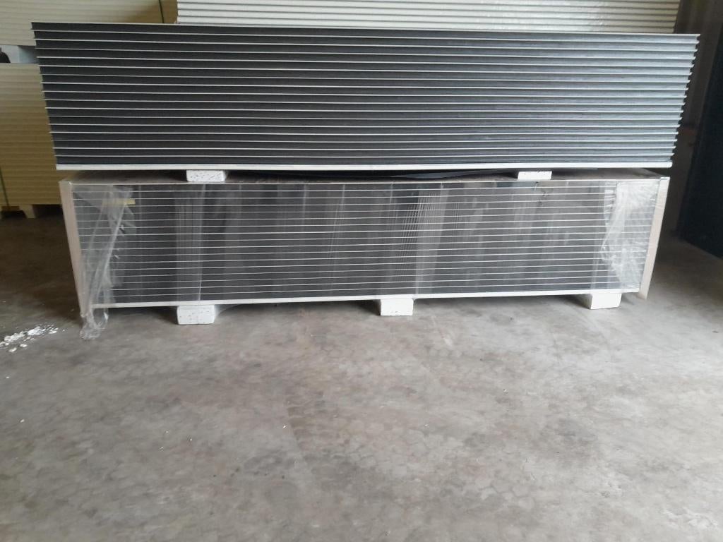 partijtje sandwich wand panelen 40mm, antraciet en wit, Ophalen of Verzenden, Zo goed als nieuw, Overige materialen, 50 tot 100 mm