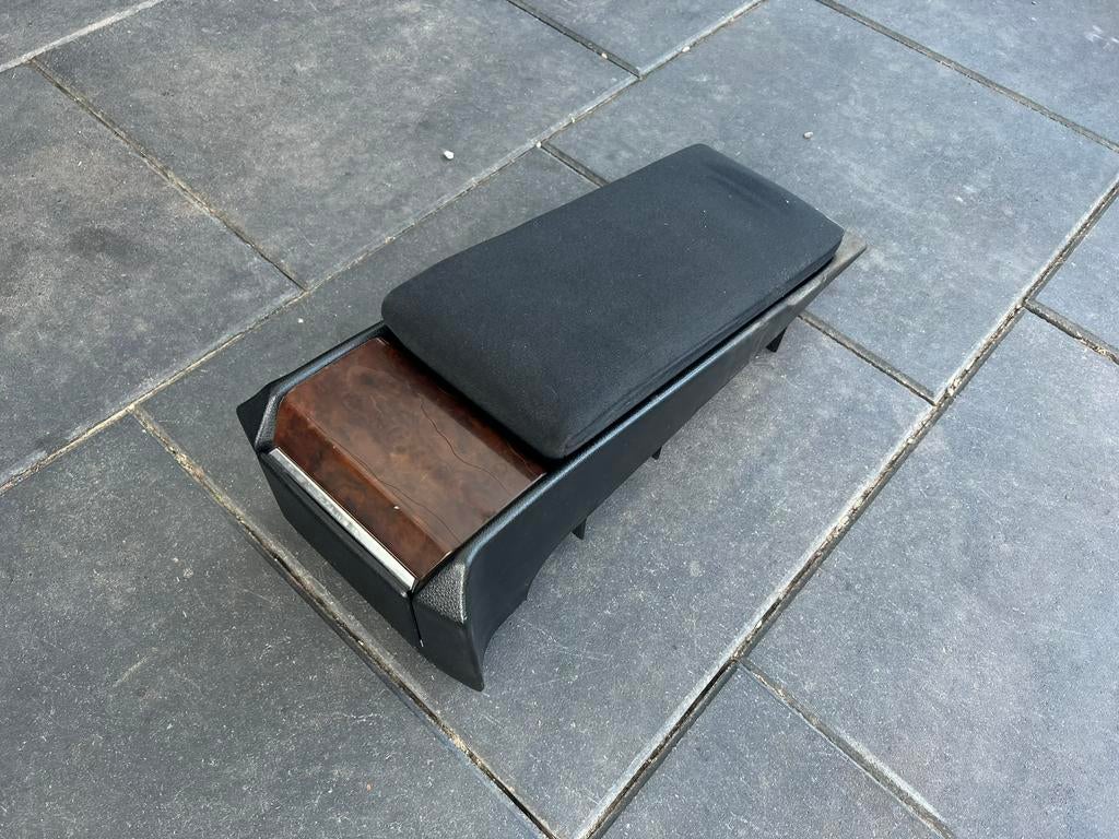 Mercedes W124 Coupe C124 Armleuning achterbank wortelhout, Ophalen of Verzenden, Gebruikt, Mercedes-Benz