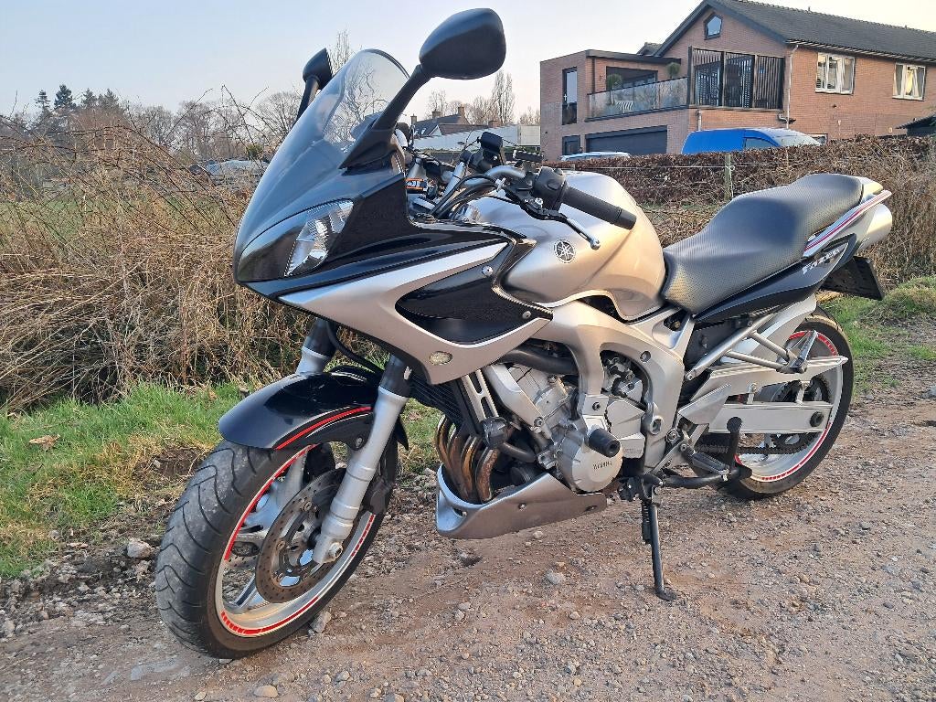 yamaha fazer 600 en diversion 900