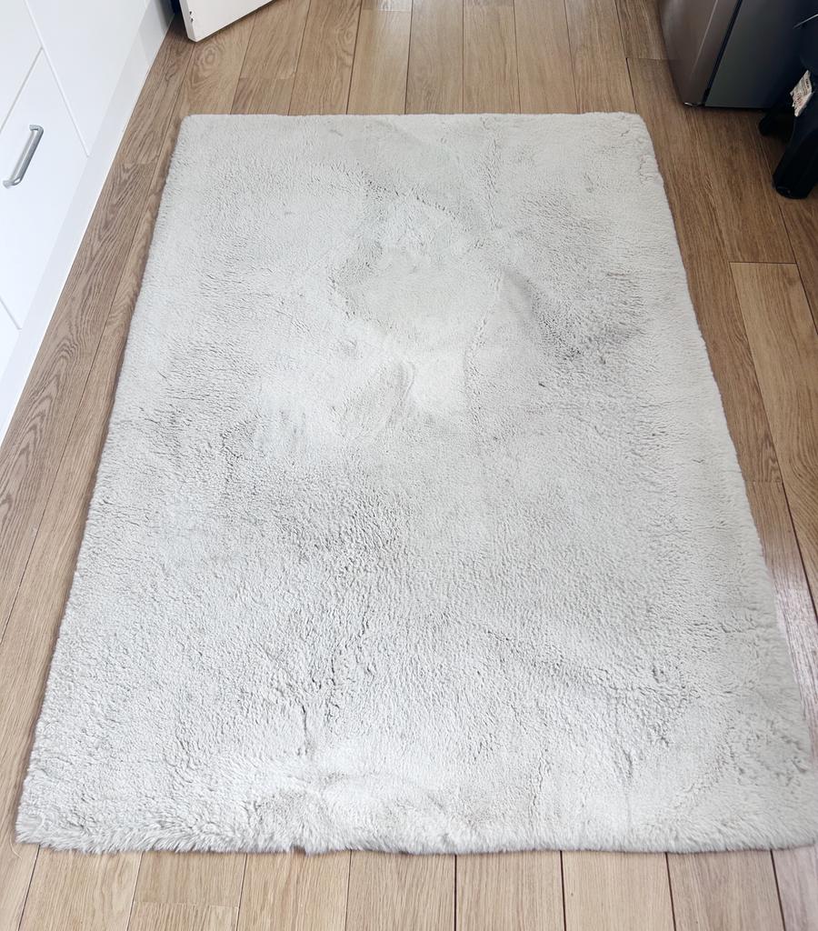 Wit hoogpollig vloerkleed volero, Huis en Inrichting, Ophalen, Gebruikt, 100 tot 150 cm, Wit