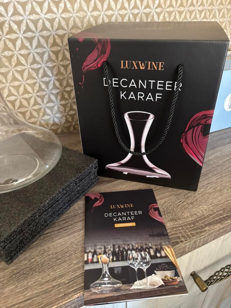 Luxwine - Decanteer Karaf voor wijn - 1,45 liter - Nieuw, Ophalen of Verzenden, Zo goed als nieuw, Overige typen