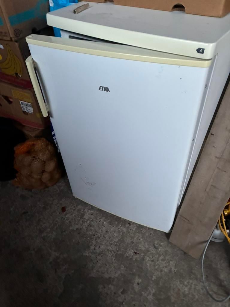 Tafelmodelkoelkast, Ophalen, Gebruikt, Energieklasse A of zuiniger, 140 tot 160 cm