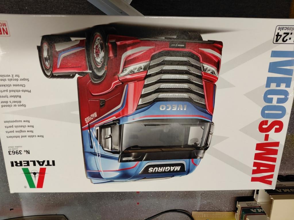 Italeri iveco bouwkit, Ophalen of Verzenden, Bus of Vrachtwagen, Overige merken