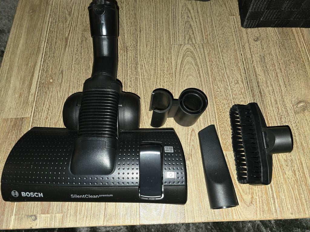 Bosch stofzuigborstel + toebehoren, nieuw, Witgoed en Apparatuur, Stofzuigers, Ophalen, Nieuw