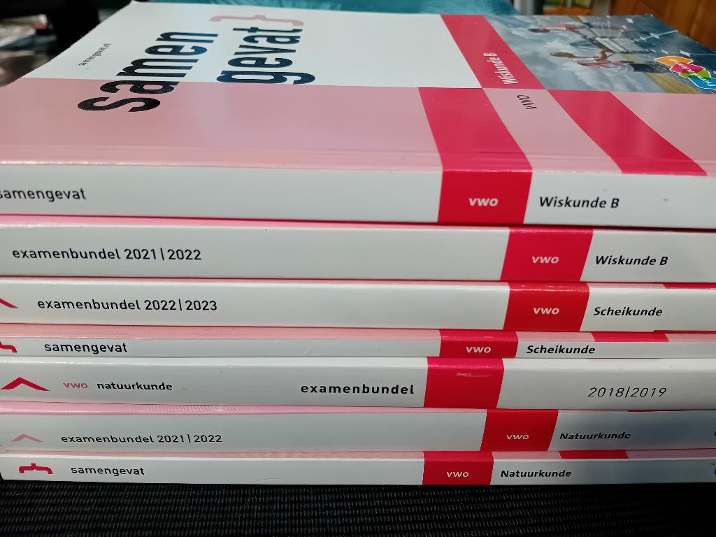 Examenbundel VWO en Samengevat VWO, Boeken, Schoolboeken, Gelezen, Wiskunde B, VWO, Ophalen of Verzenden