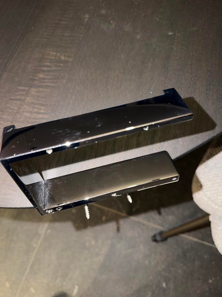 RVS toiletrolhouder - Modern en duurzaam, Ophalen of Verzenden, Gebruikt, Grijs, Overige typen