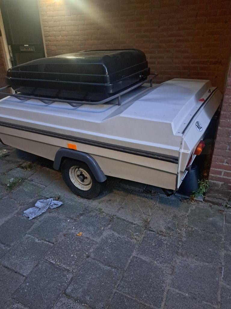 Compacte aanhanger met dakkoffer, Ophalen of Verzenden, Gebruikt