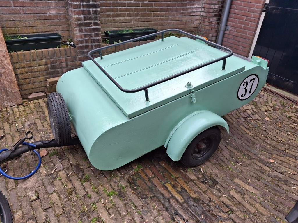 Walter Winterhoff retro aanhanger, Ophalen