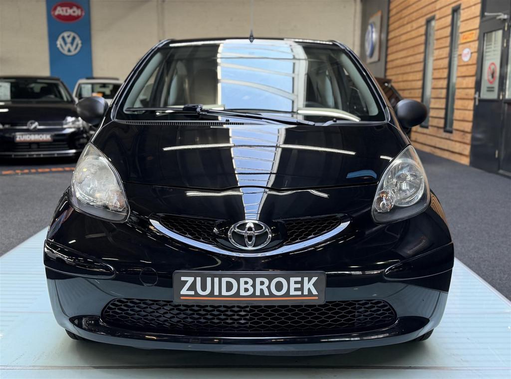 Toyota Aygo 1.0 85DKM! Leuke Auto! Trekhaak (bj 2007), Gebruikt, Overige carrosserieën, Bedrijf, Handgeschakeld
