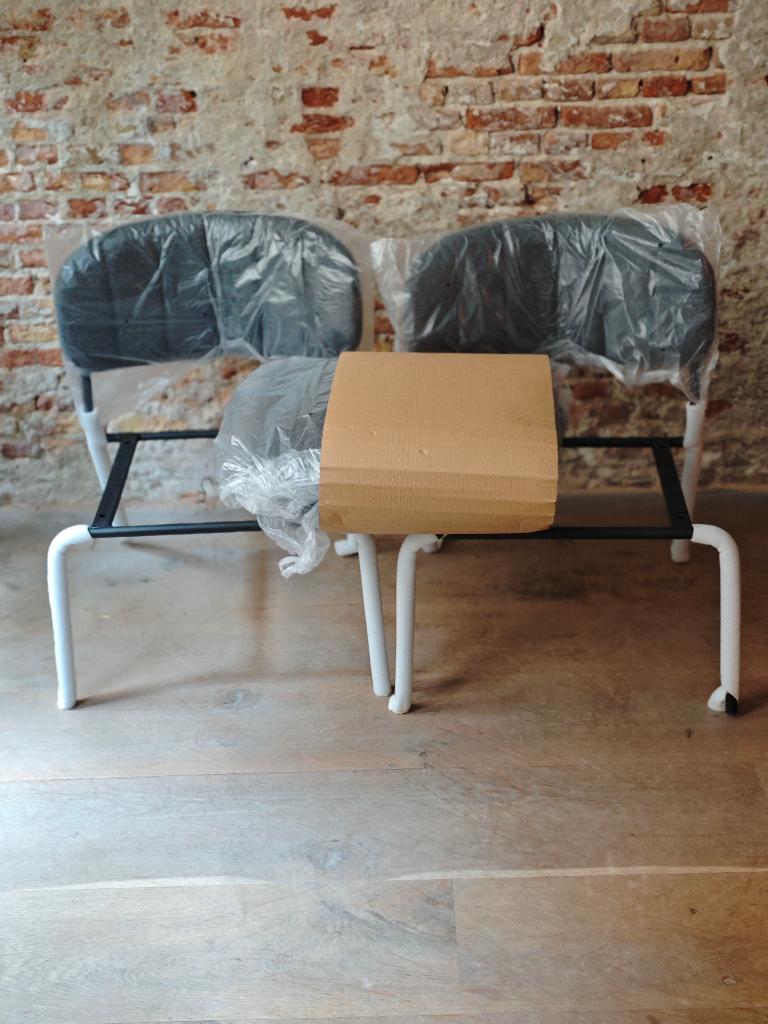 4x Eetkamerstoelen/fauteuil donkergrijs NIEUW, Huis en Inrichting, Stoelen, Ophalen of Verzenden, Nieuw, Grijs, Vier