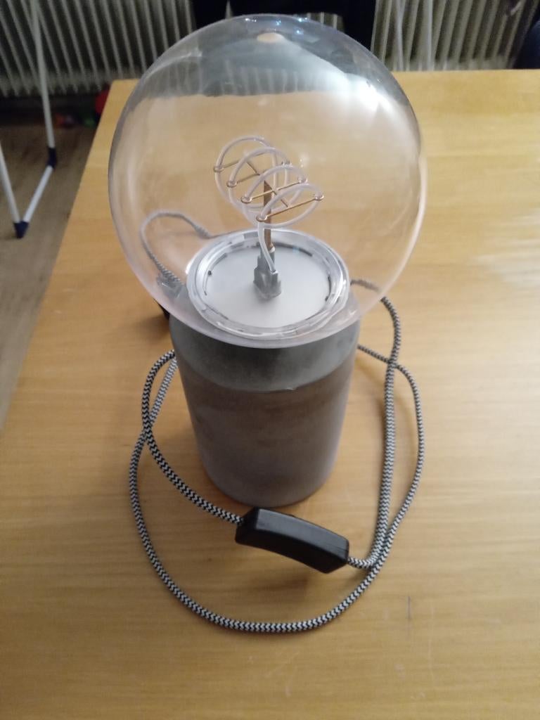 Tafellampje beton Charis met IKEA LED lamp, Ophalen, Zo goed als nieuw, Overige materialen, Minder dan 50 cm