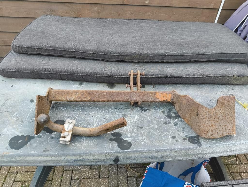 Ford focus 1998-2005 trekhaak met orginele kabelboom, Auto-onderdelen, Trekhaken, Ophalen of Verzenden, Gebruikt