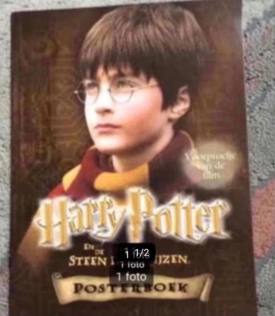 Harry Potter en de steen der wijzen posterboek., Verzamelen, Ophalen of Verzenden, Zo goed als nieuw, Boek of Poster