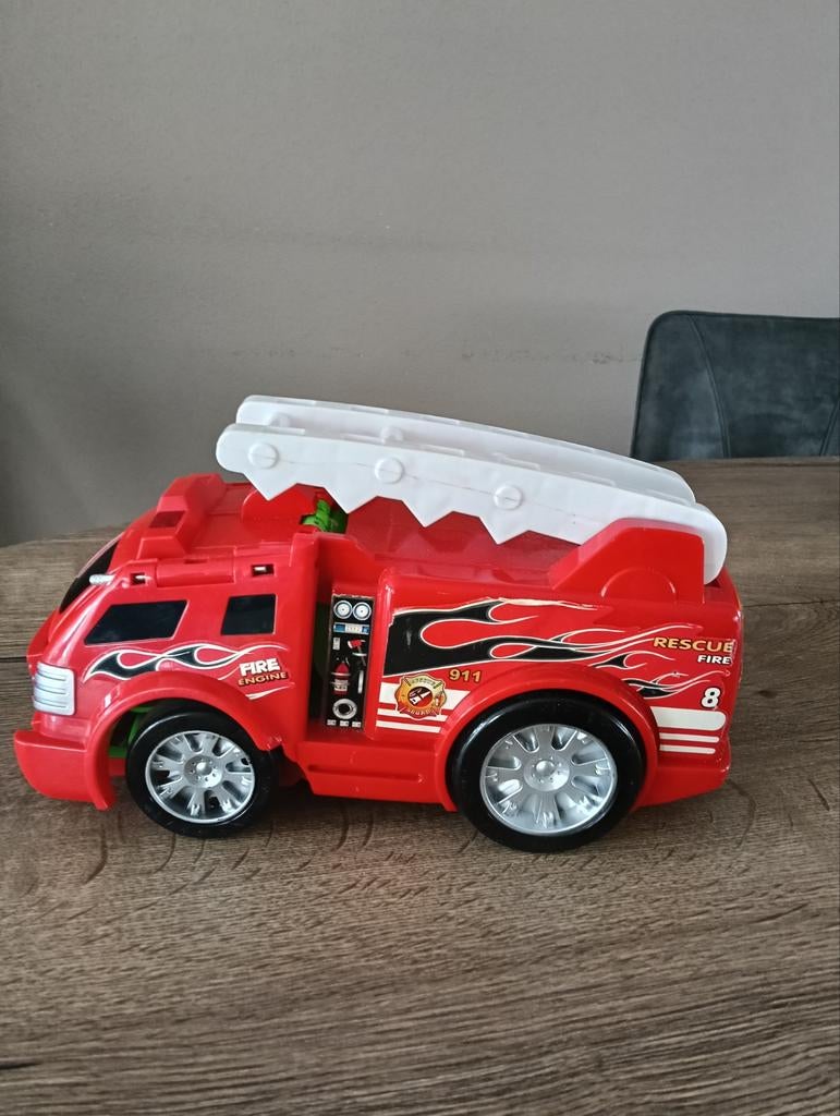 Auto met draak, Ophalen of Verzenden, Gebruikt