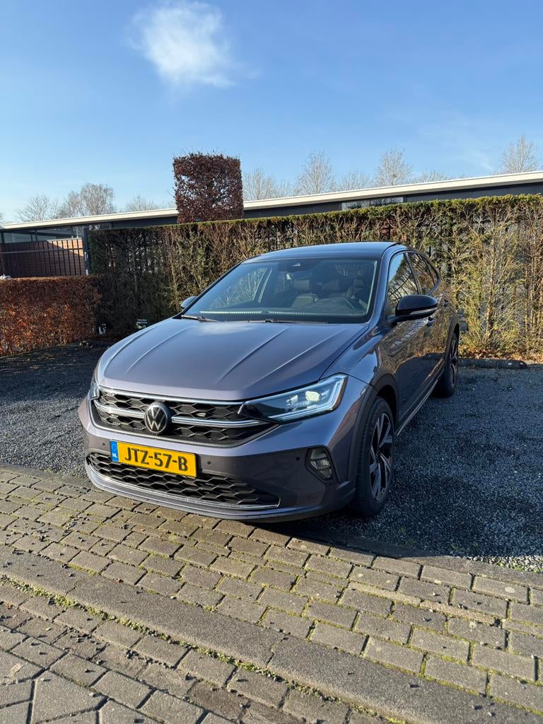 Volkswagen Taigo 1.0 TSI 110pk | Pano | Camera | IQ Light |, 1160 kg, Zwart, Leder en Stof, Bedrijf