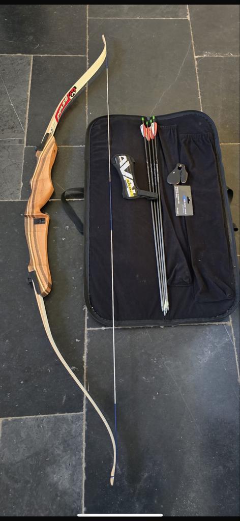 Complete Recurve Boogset, Sport en Fitness, Handboogschieten, Ophalen of Verzenden, Zo goed als nieuw, Recurveboog