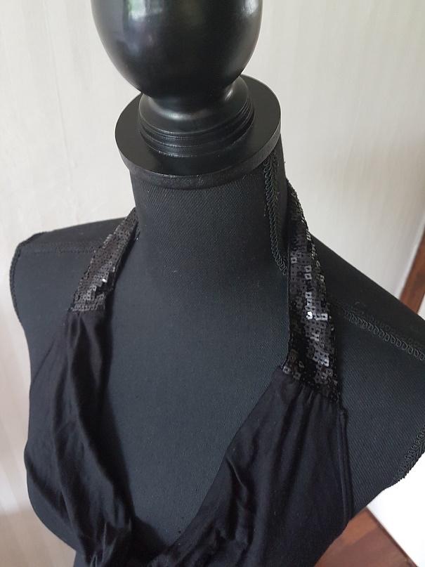 Sexy zwarte haltertop met pailetten nieuw! XS 34/36 rekt mee, Verzenden, Zwart, Nieuw, Zonder mouw