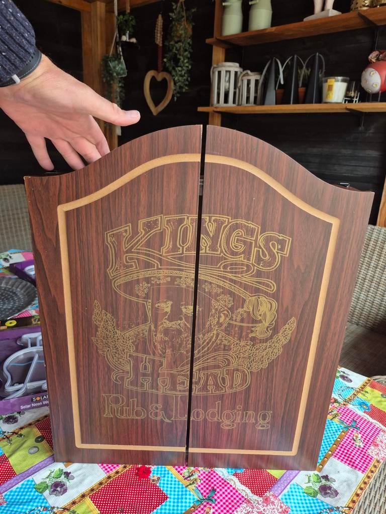 Dartkast., Ophalen of Verzenden, Pijlen