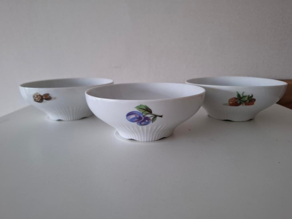 Set van 3 schaaltjes JL Menau Graf von Henneberg GDR. Ø 12,5, Ophalen of Verzenden