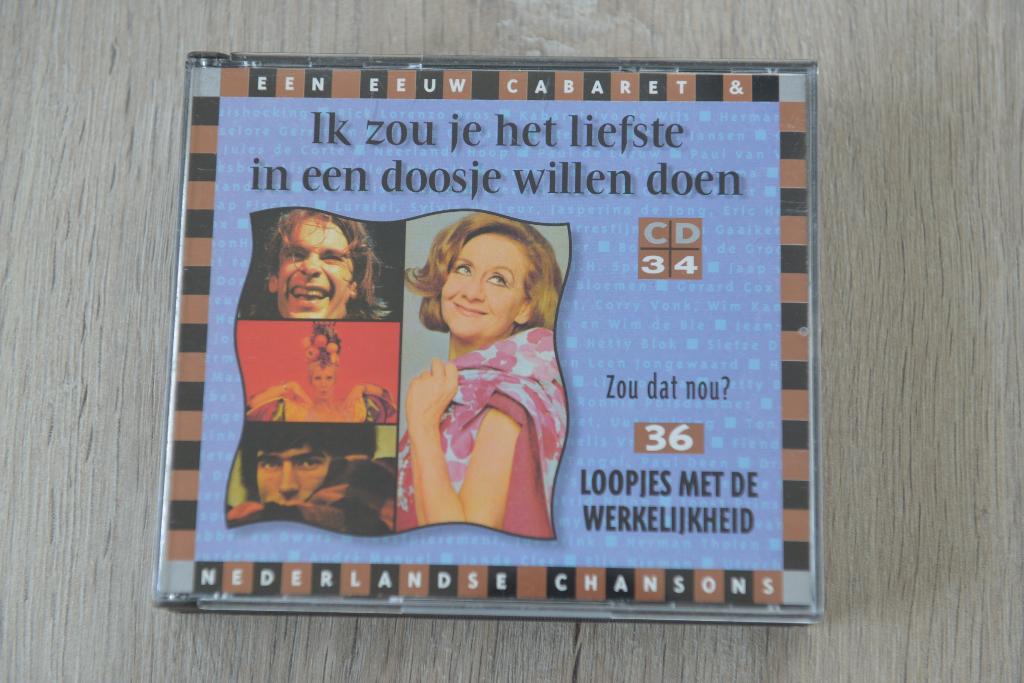 IK ZOU JE HET LIEFSTE IN EEN DOOSJE WILLEN DOEN 2CDbox, Cd's en Dvd's, Cd's | Nederlandstalig, Zo goed als nieuw, Overige genres