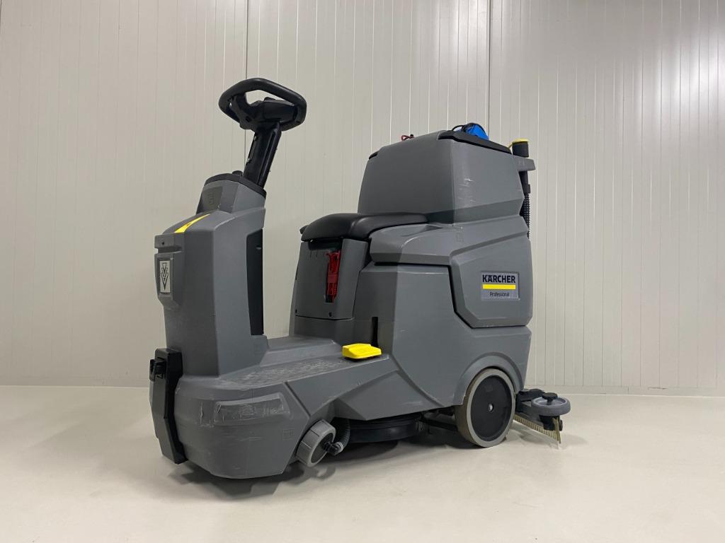 KARCHER ZITSCROB-/ZUIGMACHINE BD 50/70 R Classic, Ophalen of Verzenden, Zo goed als nieuw, Schrobmachine