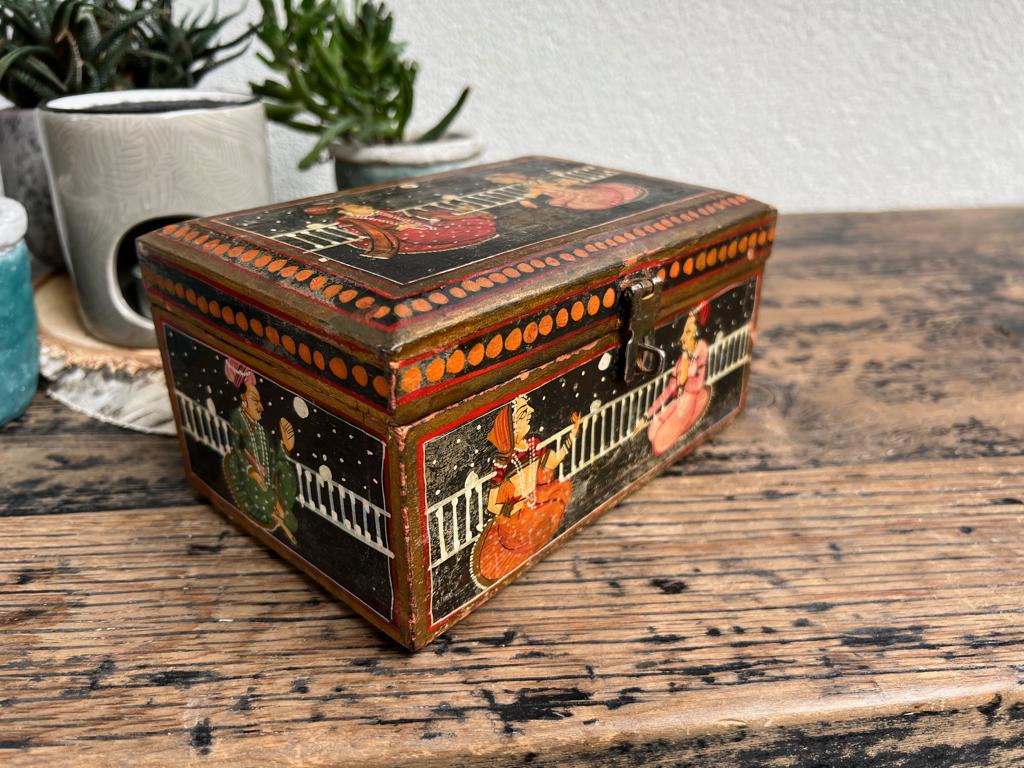 Handgeschilderd India kistje Indiase handwerk kist, Minder dan 50 cm, Gebruikt, Teakhout, Minder dan 50 cm
